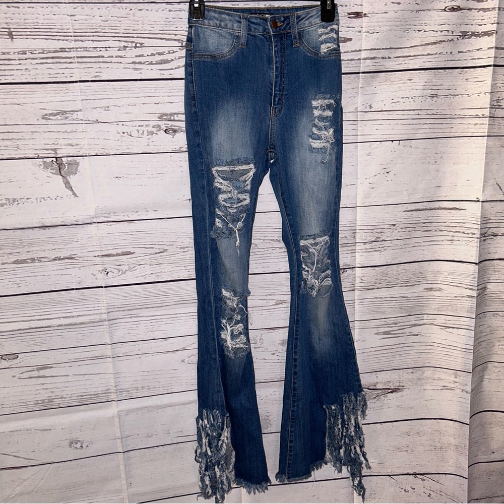 *2 for $30💋! Fashion Nova Distressed Blue Jeans